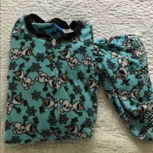 ❌ SOLD Adult size Disney Olaf Pajamas